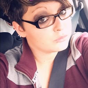 Meet your Posher, Christine